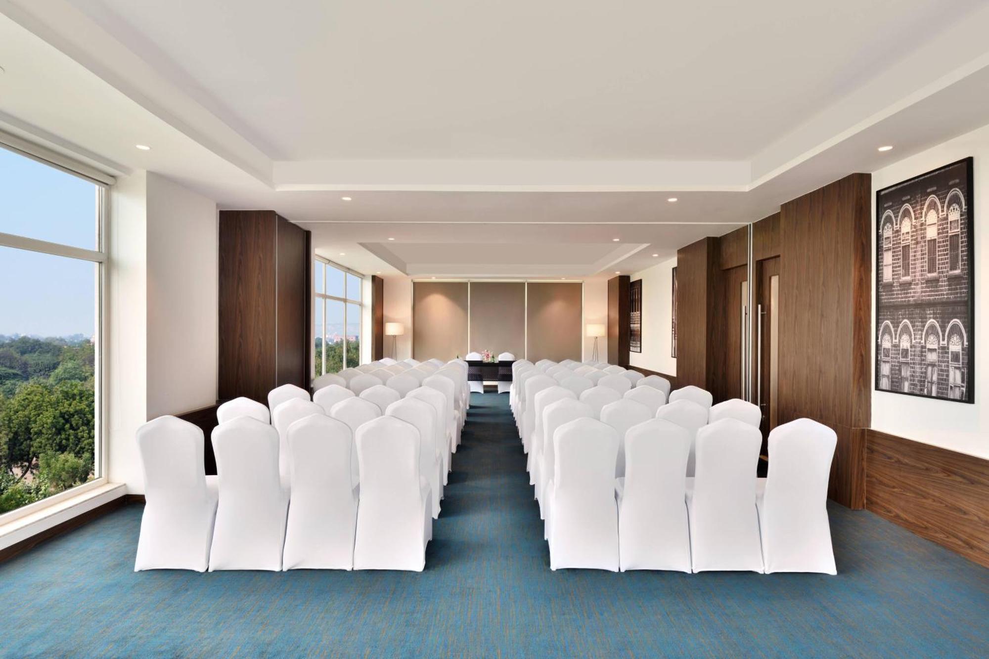 Fairfield By Marriott Kharadi Hotel Pune